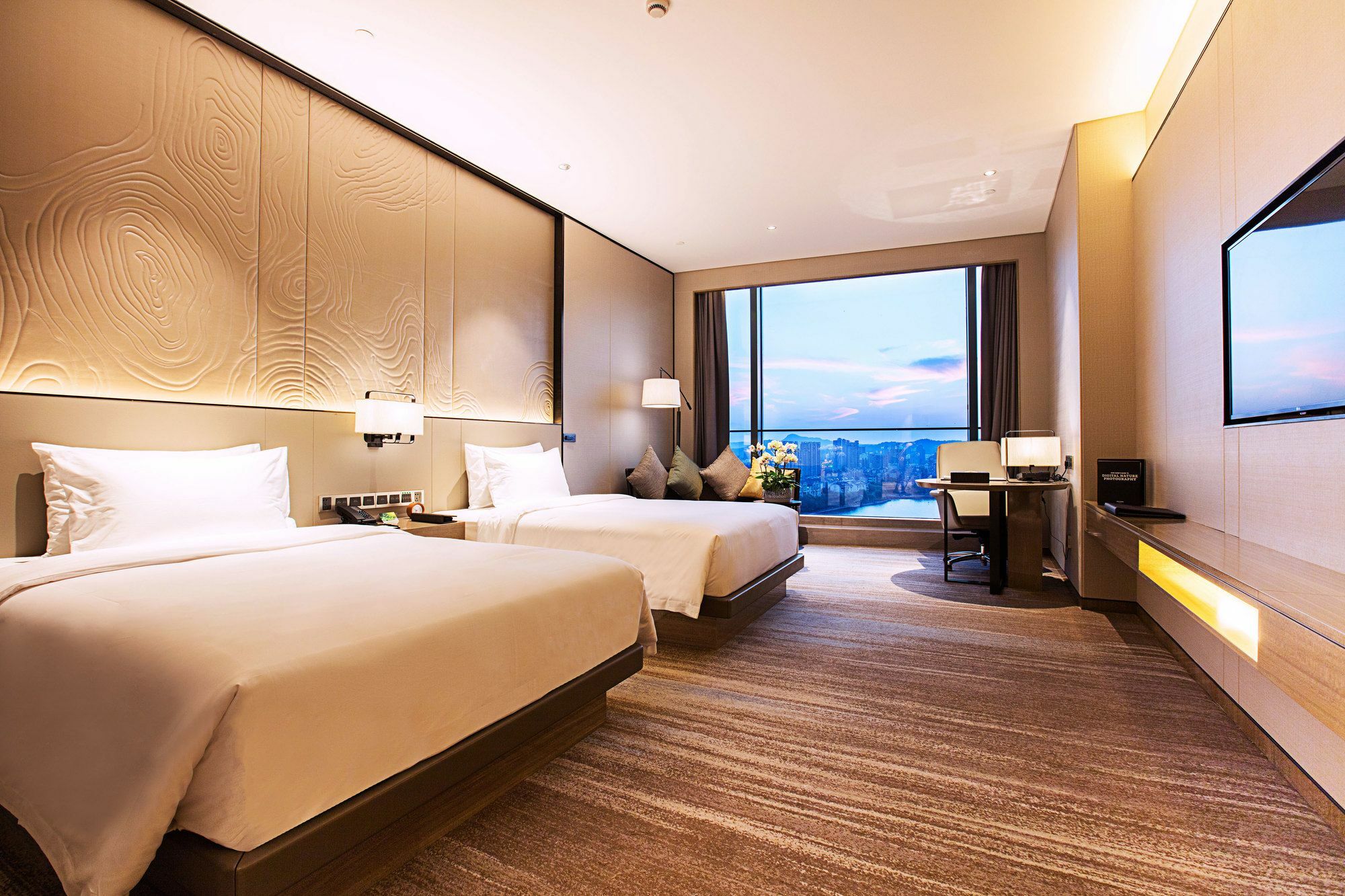 Nanjing Golden Eagle Summit Hotel Exterior photo